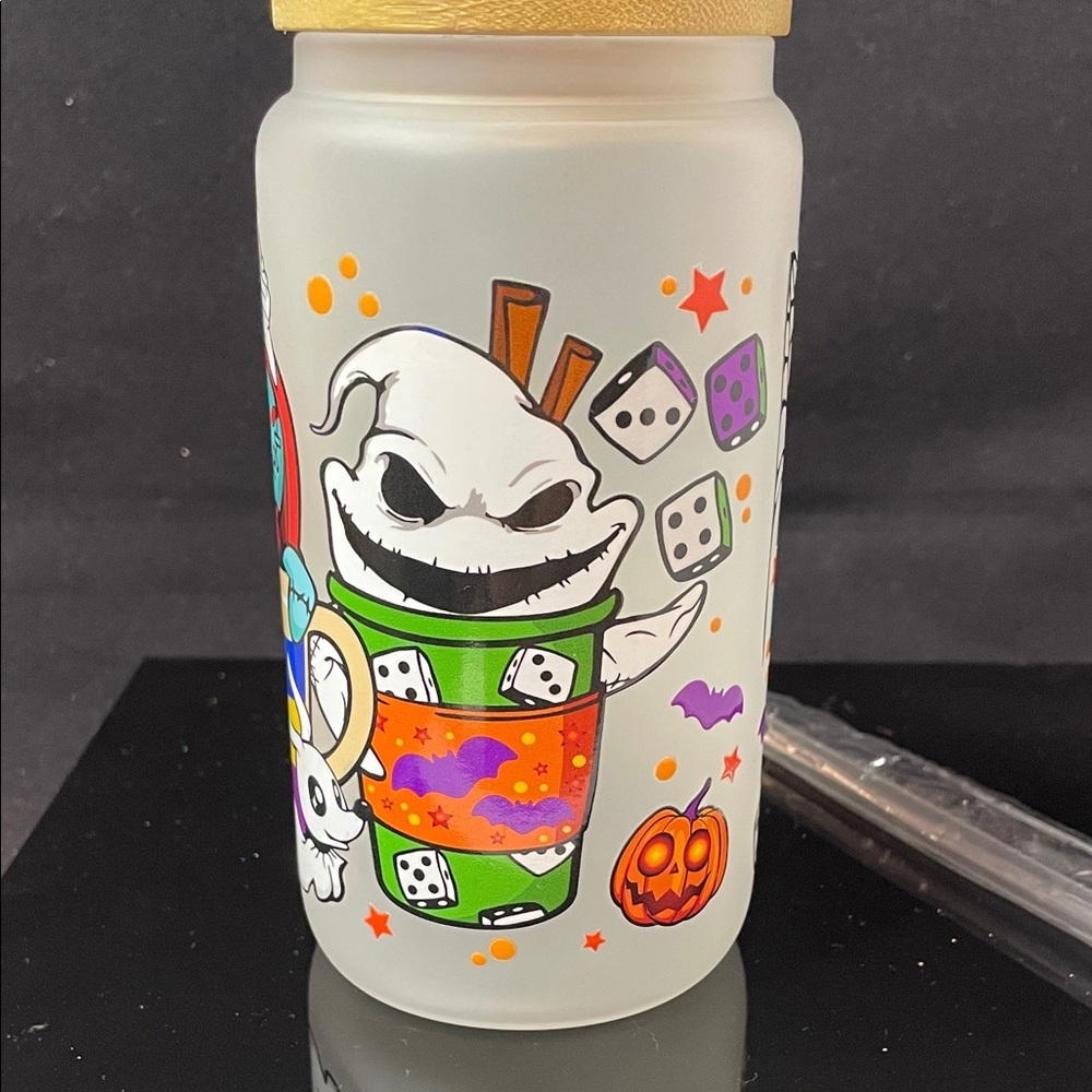 Nightmare Before Christmas-Themed Glass Tumbler with Bamboo Lid - Picture 2 of 5